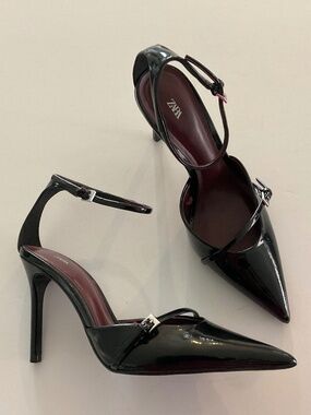 ZARA Ankle Strap Black Heels Size EU 39 LIKE NEW